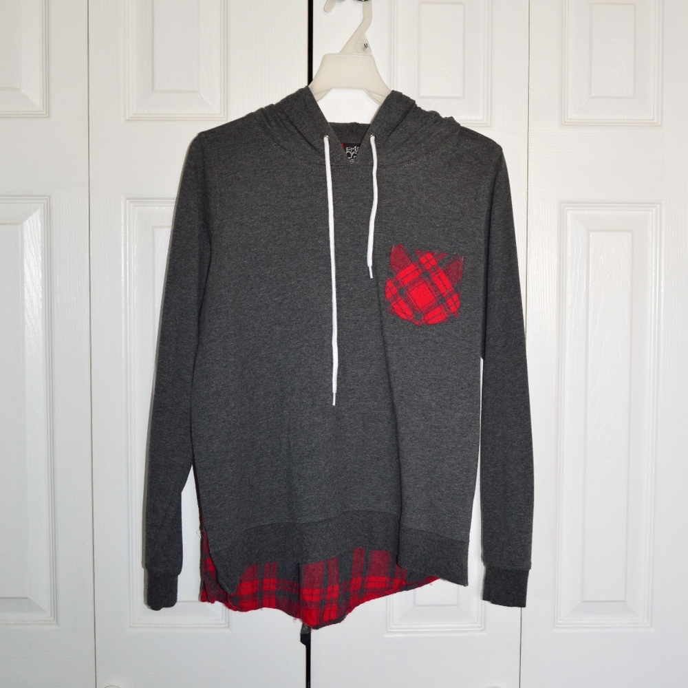Grey sweatshirt with plaid back